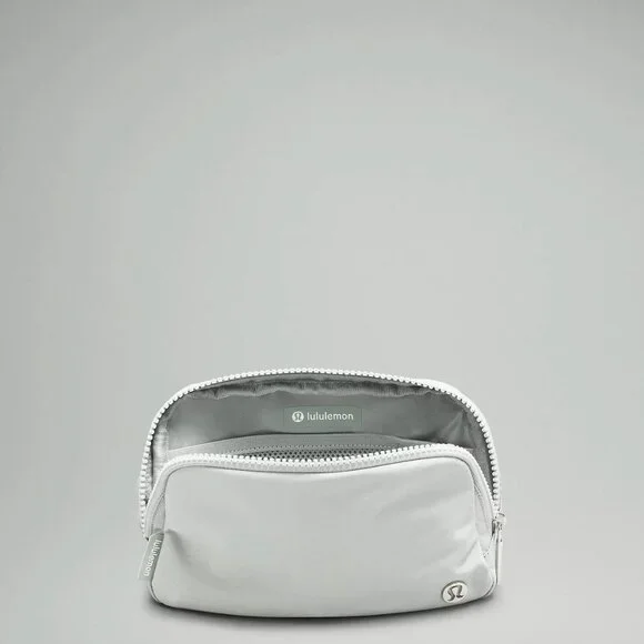 Sold Out Jade Grey Everywhere Belt Bag 1L- lululemon NWT - Picture 3 of 6